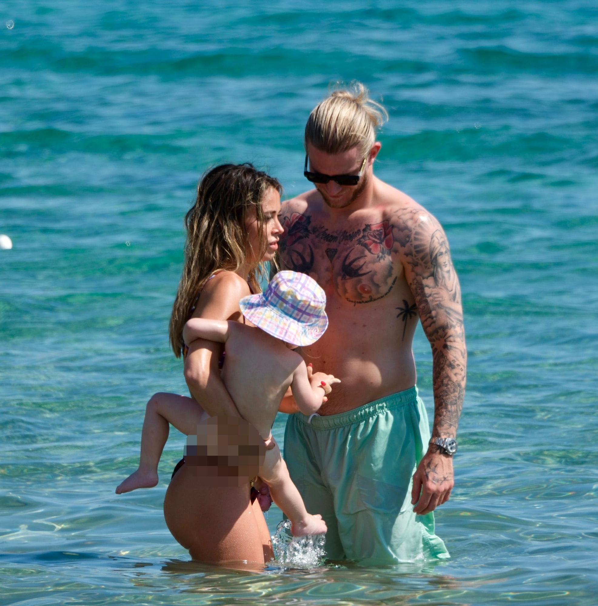 Loris Karius y su pareja, la periodista italiana Diletta Leotta. Sergio Garrido