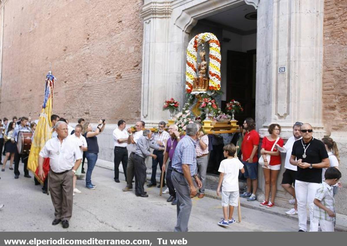Vial-real devuelve su patrona a la ermita