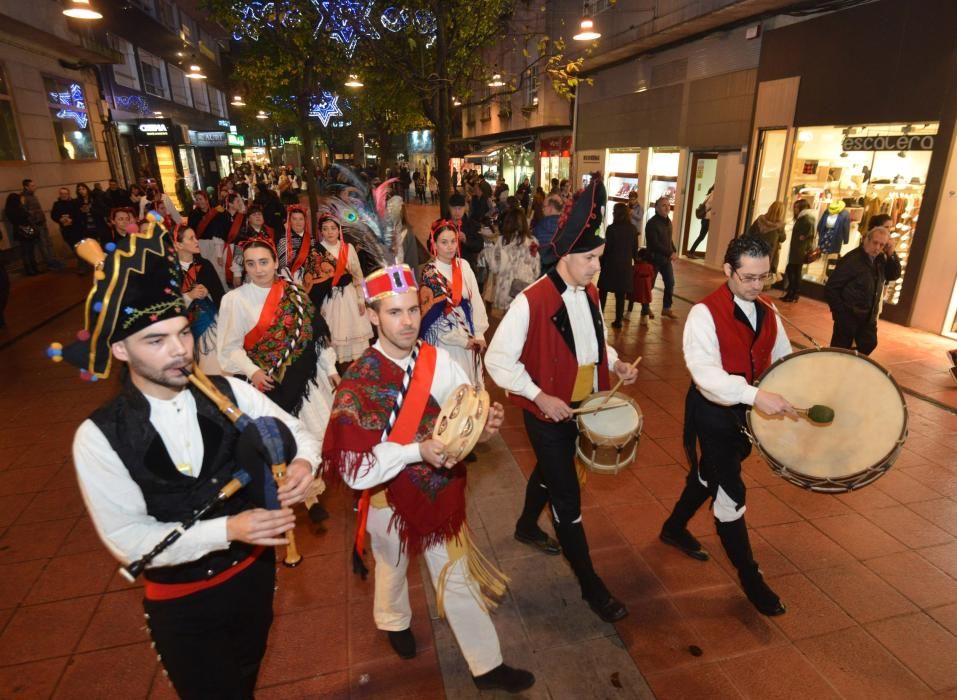 Danzas de Reis preludio de la noche más familiar