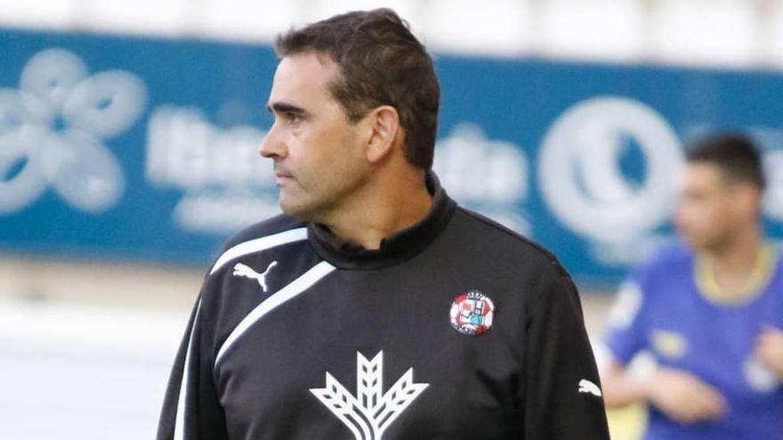 Miguel Losada, durante el encuentro ante el Burgos.