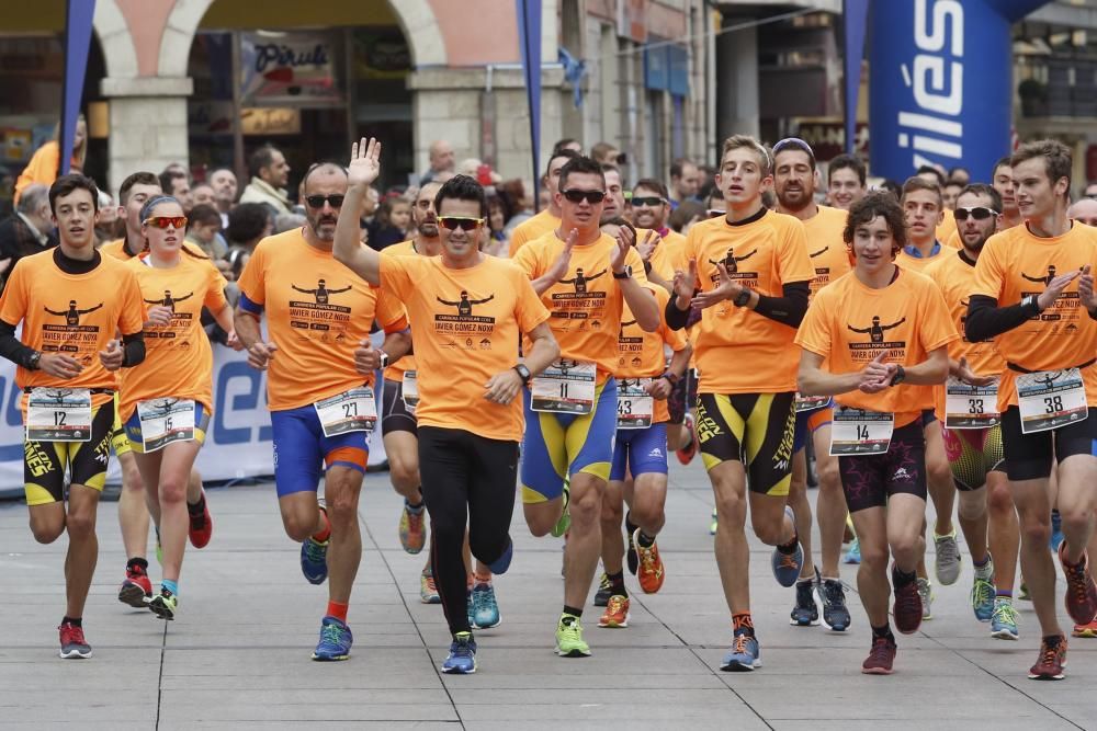 Carrera popular con Javier Gómez Noya, premio "Princesa de Asturias" de los Deportes 2016, en Avilés