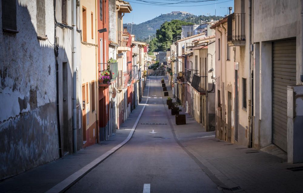 La Jonquera, sense activitat, només amb camions