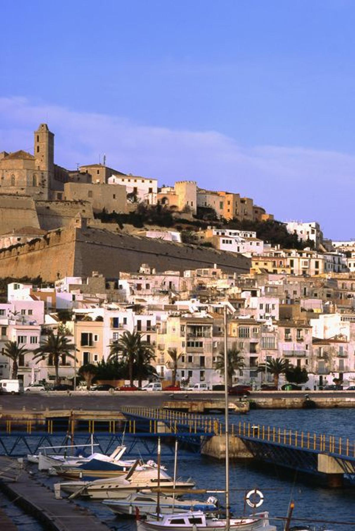 Ibiza, hoteles, escapada, viajar, mediterráneo