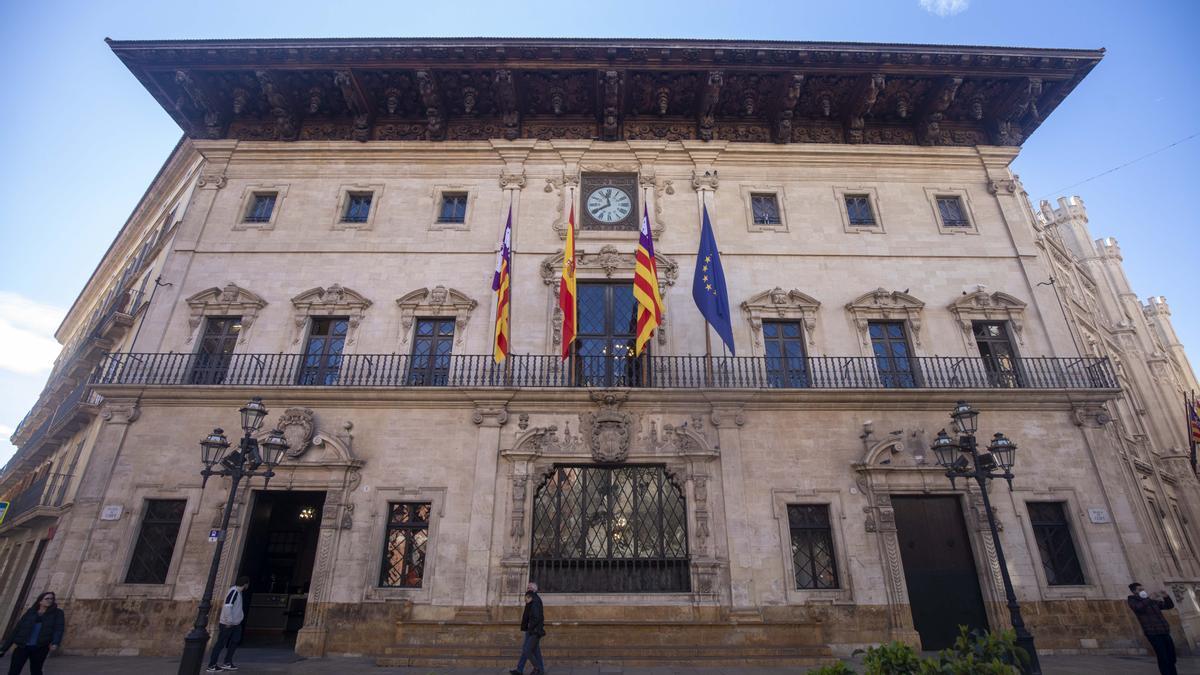 La fachada del Ayuntamiento de Palma
