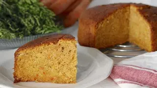 Descubre cómo hacer en el microondas el bizcocho de zanahoria más rico y saludable