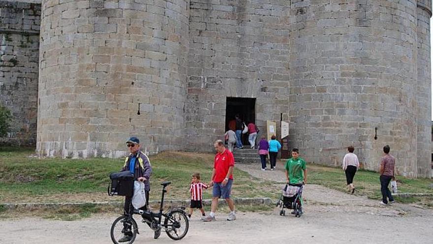 Visitantes del Castillo de Puebla.