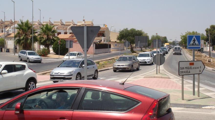 Torrevieja reclama a la Diputación financiar un vial igual que lo hace con Calp
