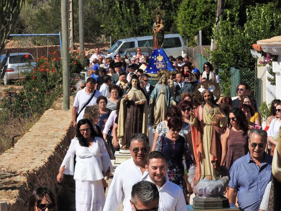 Por la mañana se concentraron los actos religiosos