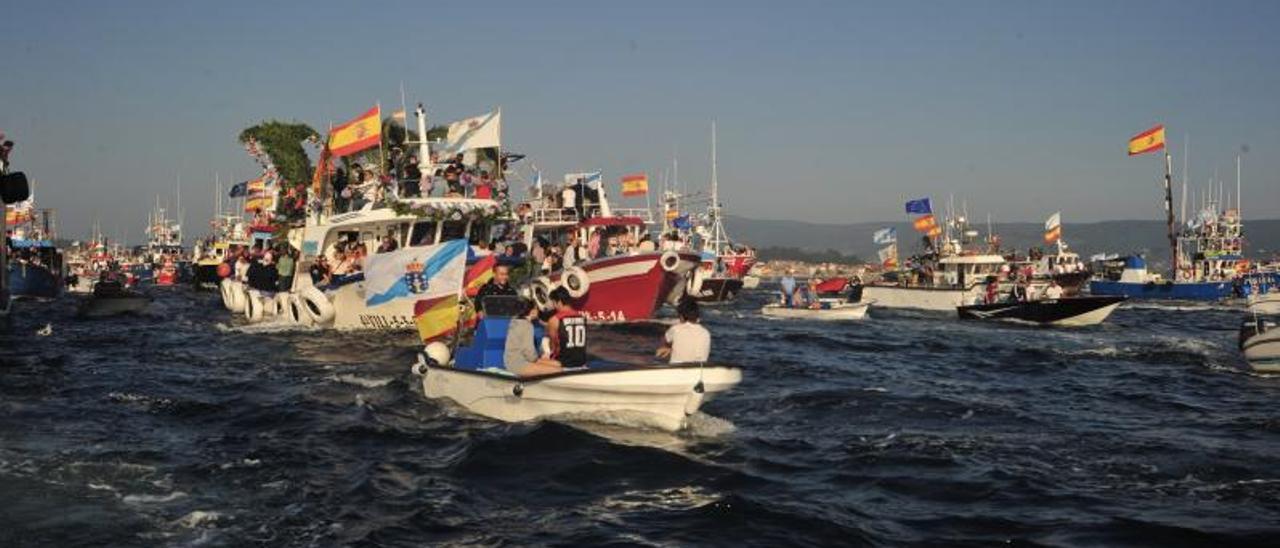 Imagen de la procesión del Carmen de Cambados de 2019. |  // IÑAKI ABELLA