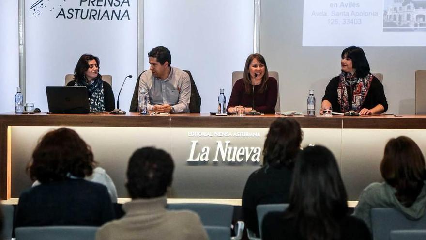 De izquierda a derecha, Gema Trelles, José Luis Pérez, Carolina González y Carmen Puente.