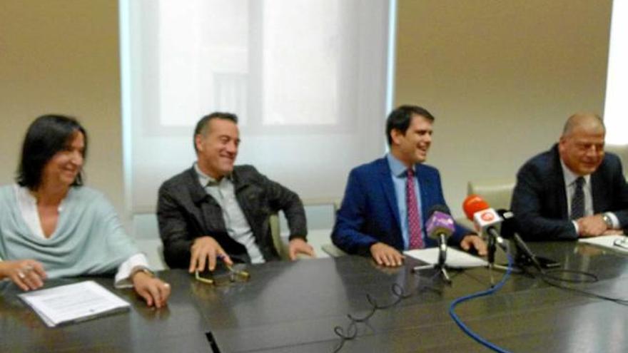 Jordi Riba, Marc Castells i Joan Agramunt en la roda de premsa d&#039;ahir