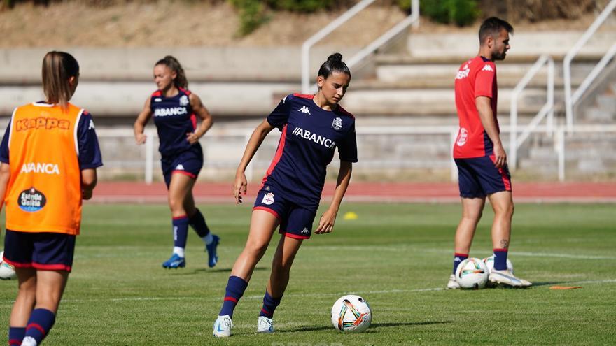 Lucía Rivas firma su renovación hasta 2027