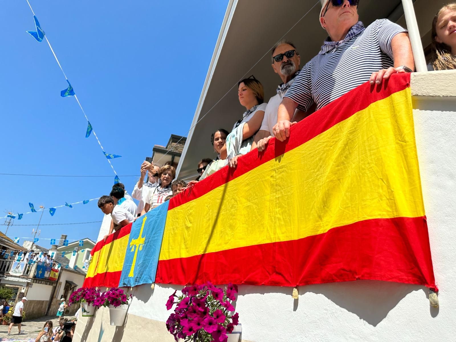 EN IMÁGENES: La procesión de la virgen del Carmen en Tapia de Casariego