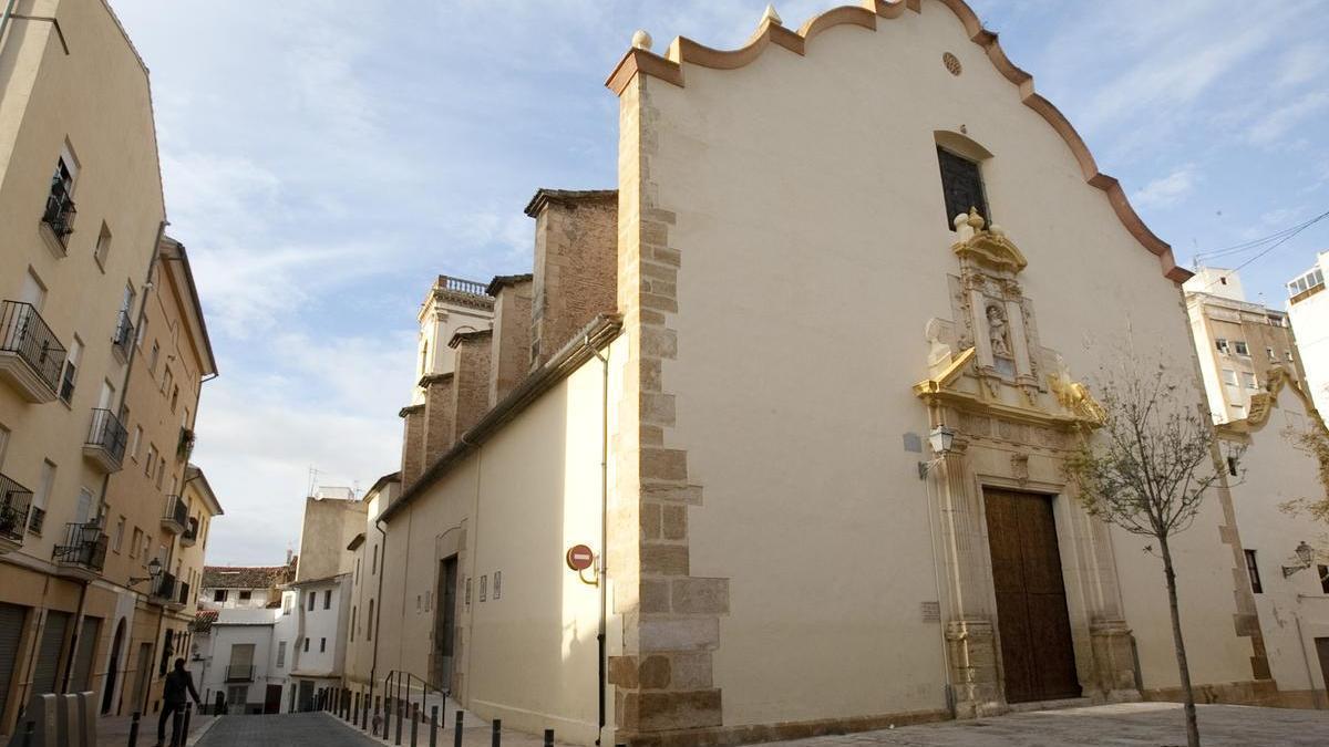 Fachada principal de la Iglesia de la Merced de Xàtiva, donde antiguamente se situaba el Convento de San Miguel al que perteneció el Pare Presentat