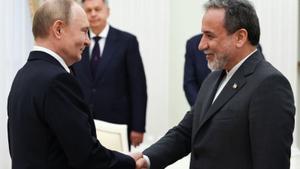 Moscou i Pequín eviten oferir suport militar directe al règim de Teheran