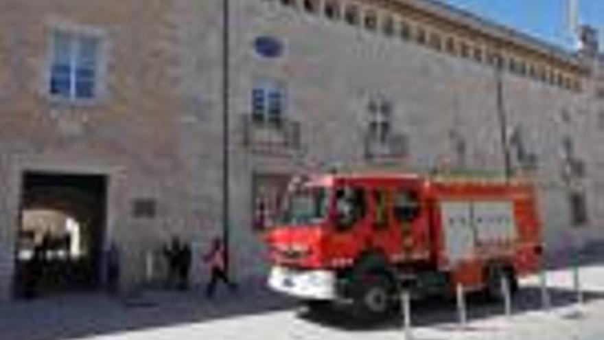 4 minuts i mig per buidar la seu de la Generalitat a Girona en cas d&#039;incendi