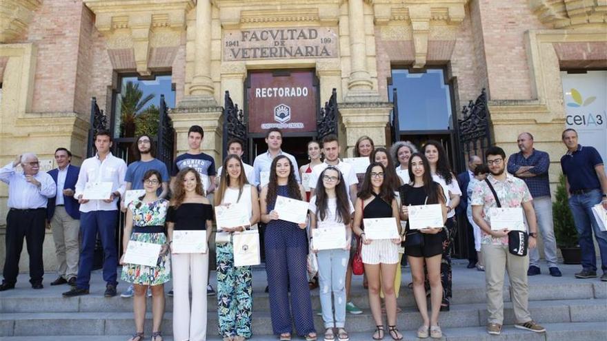 La UCO y la Junta premian a los 20 alumnos cordobeses con mejores notas en selectividad