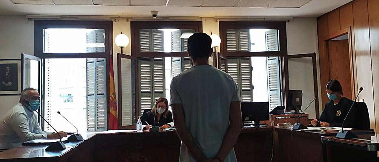 El acusado, ayer durante el juicio celebrado en Palma. | M.O.I.