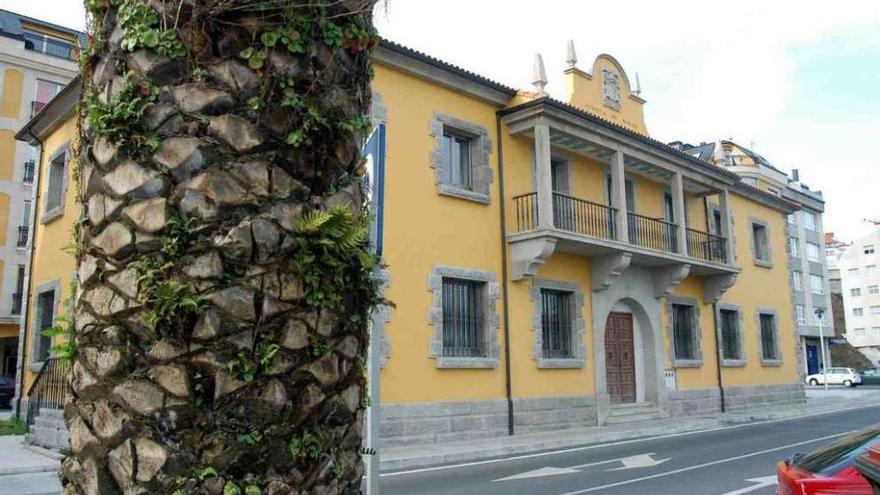 El edificio de Ayudantía de Sada, que acoge parte de las dependencias municipales.