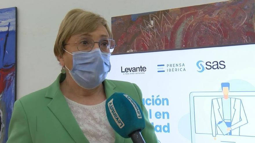 La consellera Ana Barceló valora la vuelta de las Fallas en septiembre