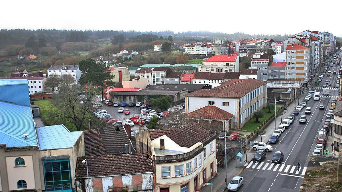 La Avenida de Benito Vigo en sus cinco tramos es la que necesita una mayor inversión. |   // BERNABÉ / ANA AGRA