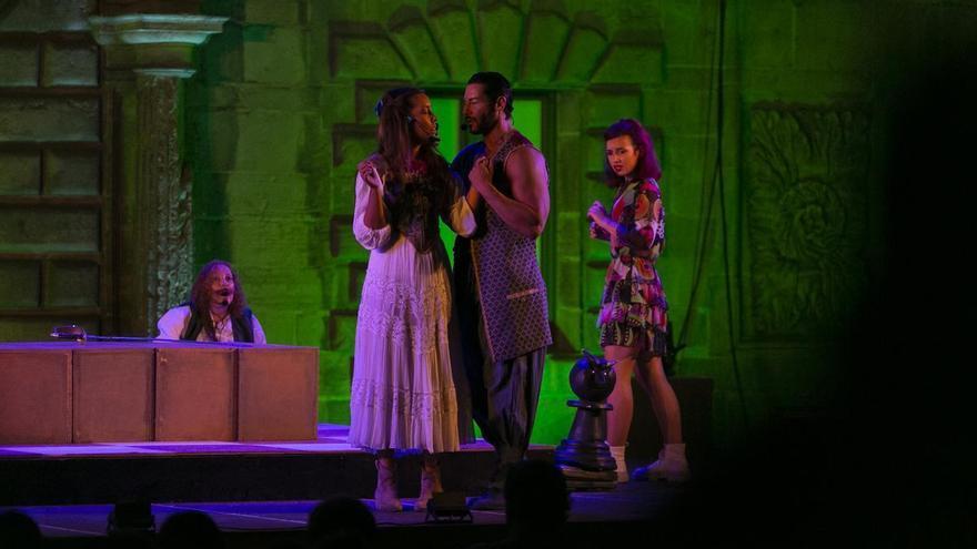 Bances Candamo estrena obra de teatro en su Avilés natal tres siglos después