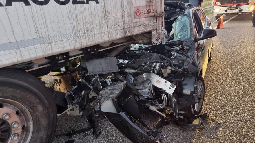 Un herido en un aparatoso accidente de madrugada en la A-2 en La Muela