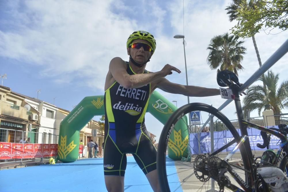 Llegada a la meta del Triatlón Villa de Fuente Álamo