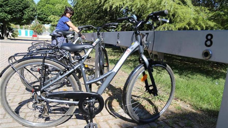 Las nuevas bicicletas del servicio público de alquiler de Badajoz ya están en la calle