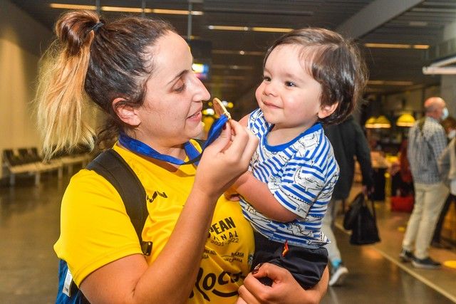 Llegada del Rocasa al Aeropuerto de Gran Canaria