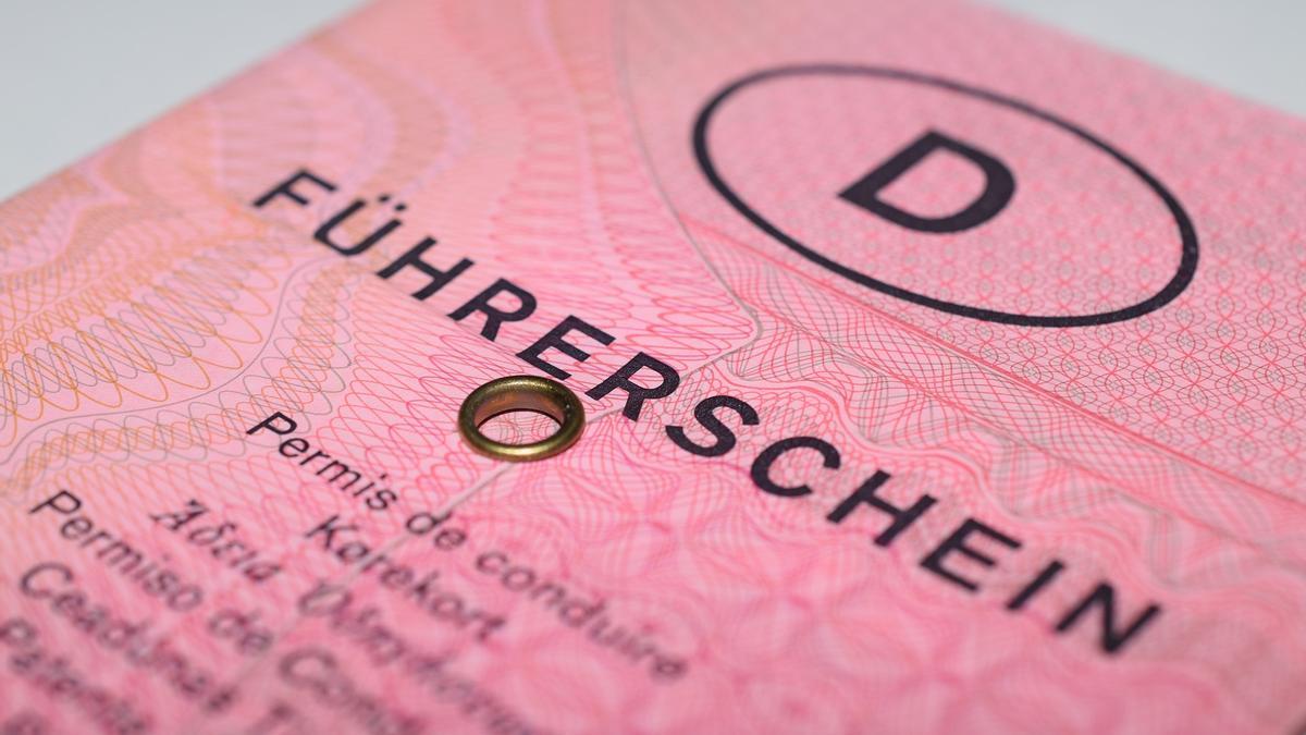 Importantes cambios los que plantea la DGT con el carnet de conducir.