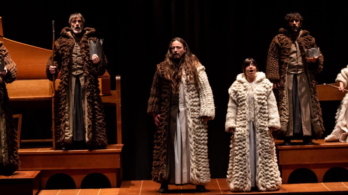 Un momento de la obra cuando se representó en el Teatro Principal.