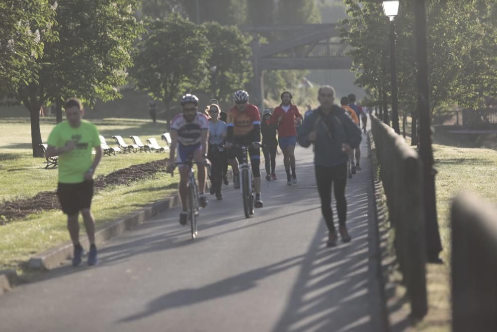 Primer día para poder salir a hacer deporte por tramos horarios en Asturias.