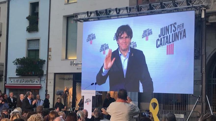 Puigdemont refusa anar al debat sense Junqueras