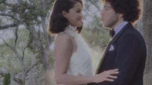 La cantante Selena Gómez y el productor Benny Blanco se casan en California