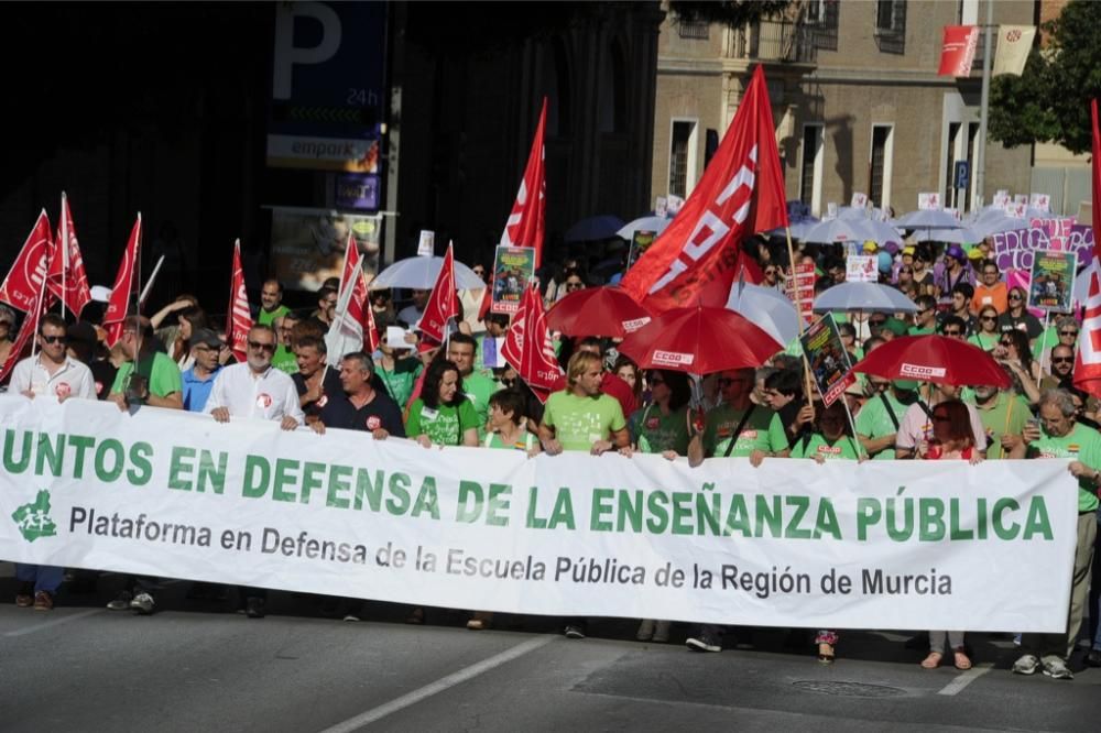 La protesta de educación en Murcia, en imágenes