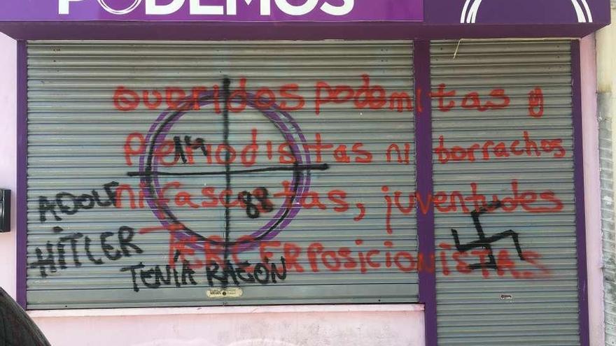 Pintadas fascistas en las sedes de IU y Podemos en Zamora