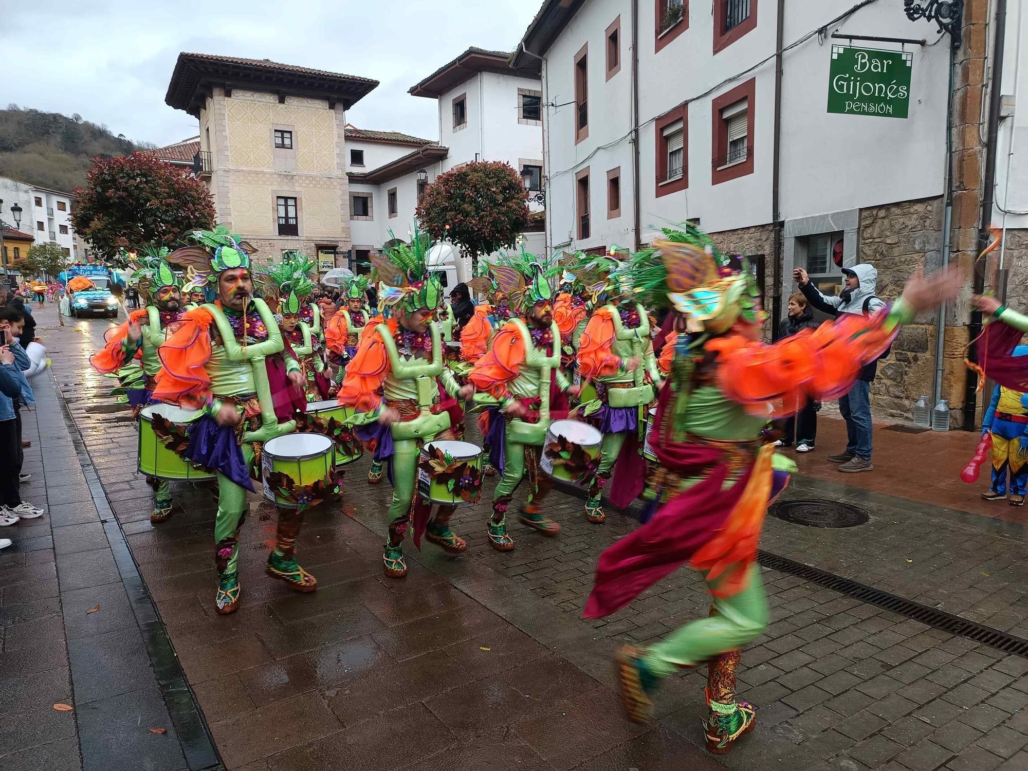 En imágenes: Así fue el desfile de Carnaval de Cangas de Onís