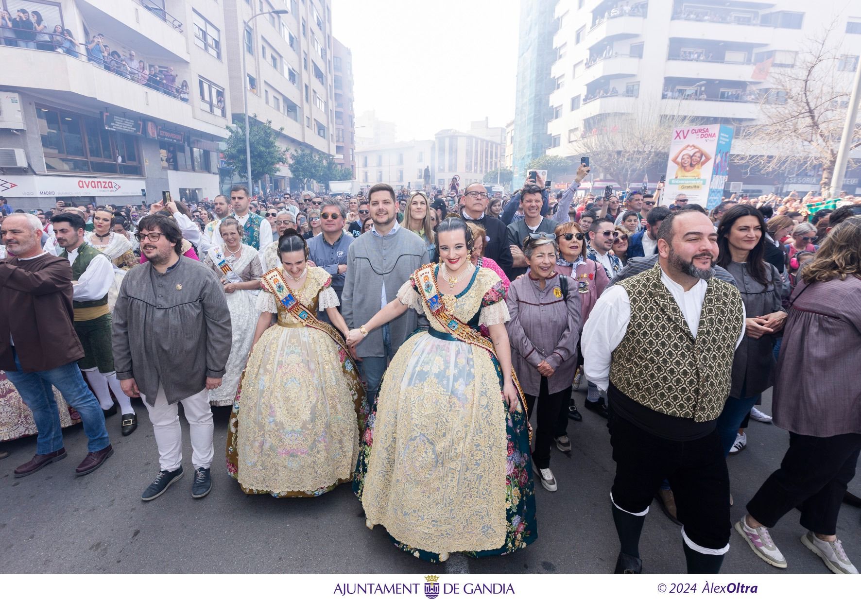 El domingo de las Fallas de Gandia, en casi ochenta imágenes