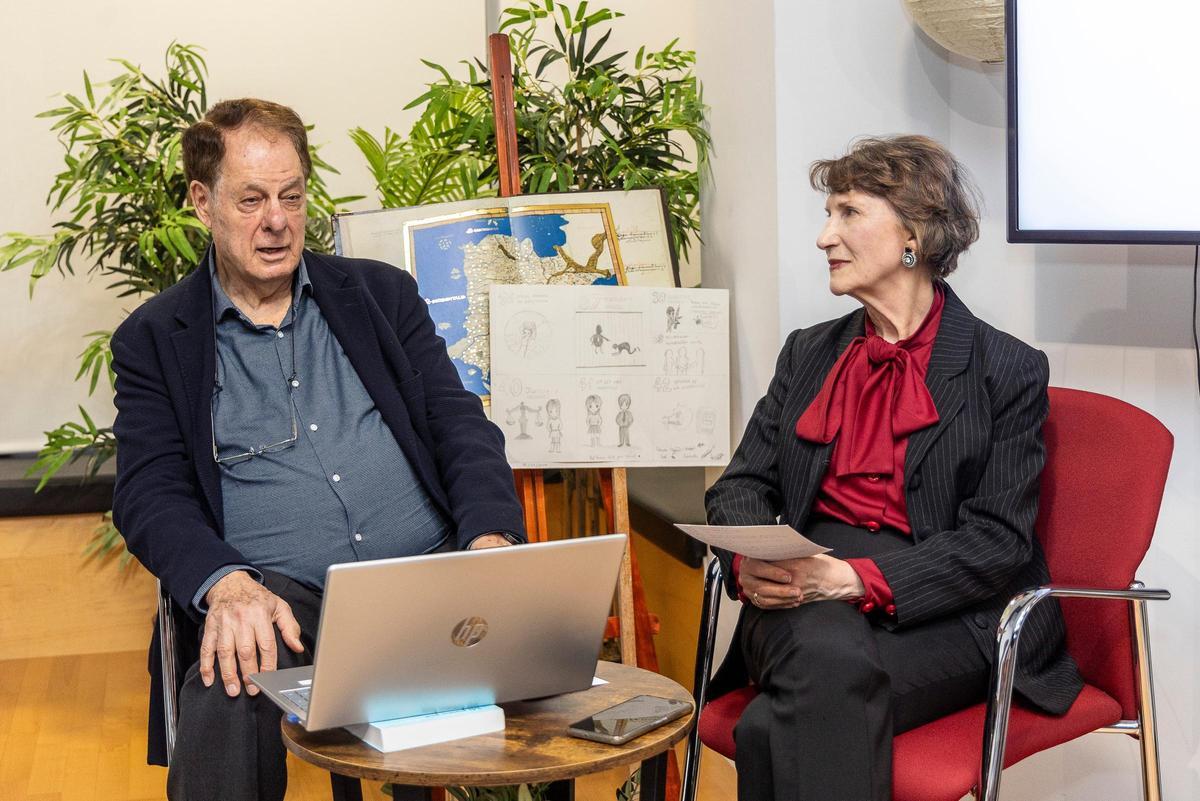 Ron Gidrón junto a Asunción Valdés.