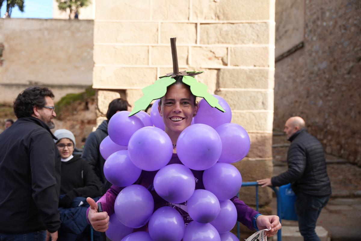 FOTOGALERÍA | Los mejores disfraces de la San Silvestre de Badajoz, en imágenes