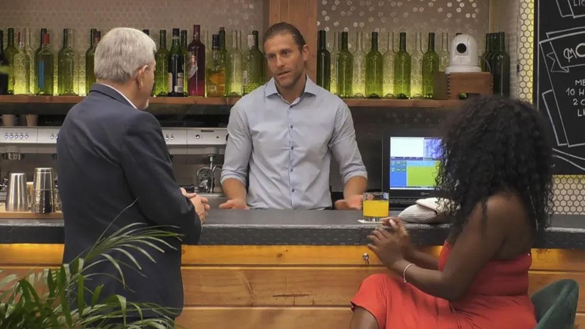 Matías frena a una soltera en 'First Dates'