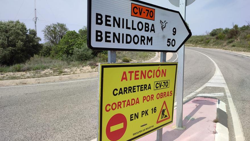 El corte por obras de la CV-70 en Benasau incomunica El Comtat con la Marina Baixa durante un mes