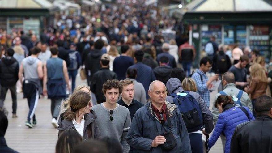 España recibió un 1% más de turistas el mes previo al estallido del coronavirus