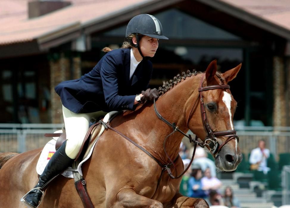 Elena de Borbón en una de las pruebas durante el Concurso de Saltos Internacional 4 estrellas de A Coruña.