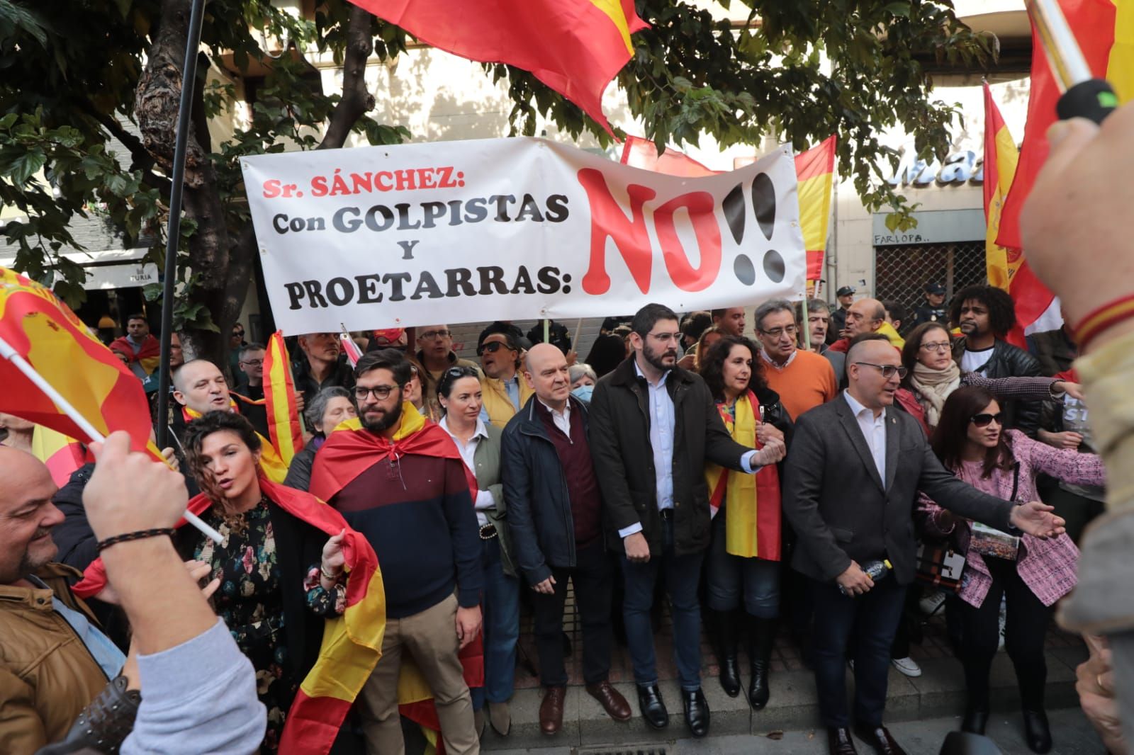 En imágenes | Manifestación de Vox contra la amnistía en Zaragoza