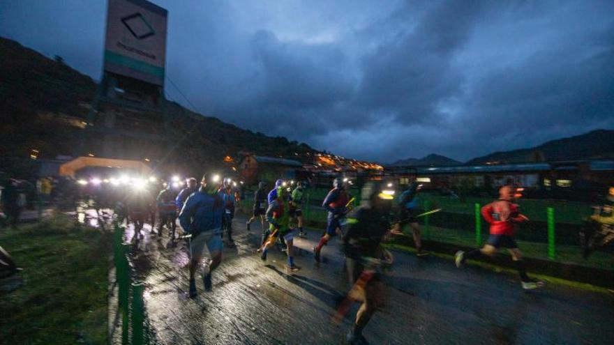 Montálvez y Merillas se imponen en el duro trail de Hunosa