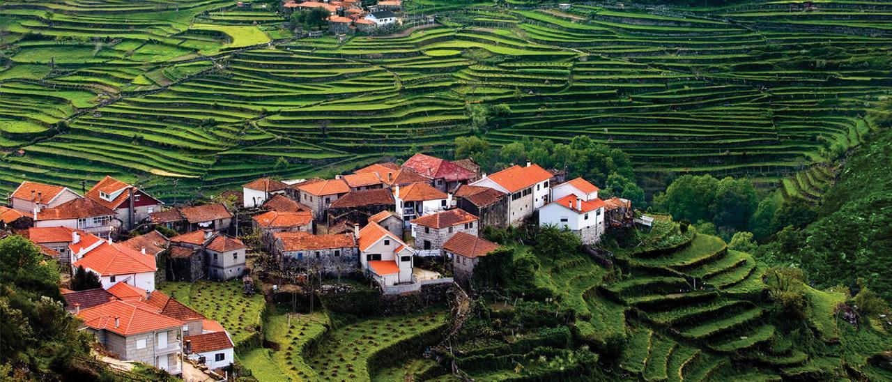 Así es el pequeño pueblo conocido como &#039;el Tíbet portugués&#039;: a menos de 2 horas de Santiago de Compostela