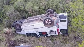 Queda atrapado en su furgoneta al caer por un barranco en el Camí de la Font de la Mata de Gata de Gorgos