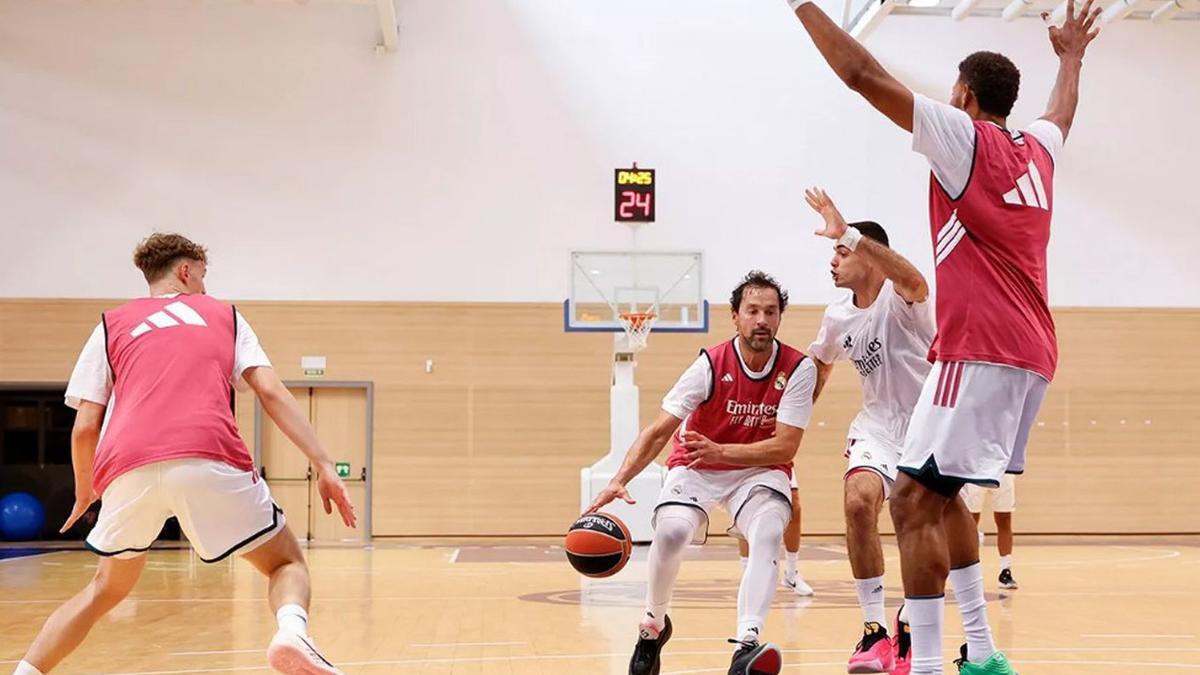 Llull, durante el entrenamiento de ayer del Real Madrid. | REAL MADRID